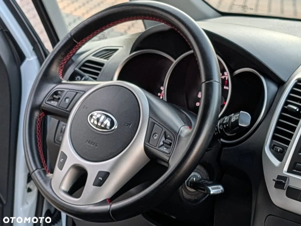 Kia Venga - 20