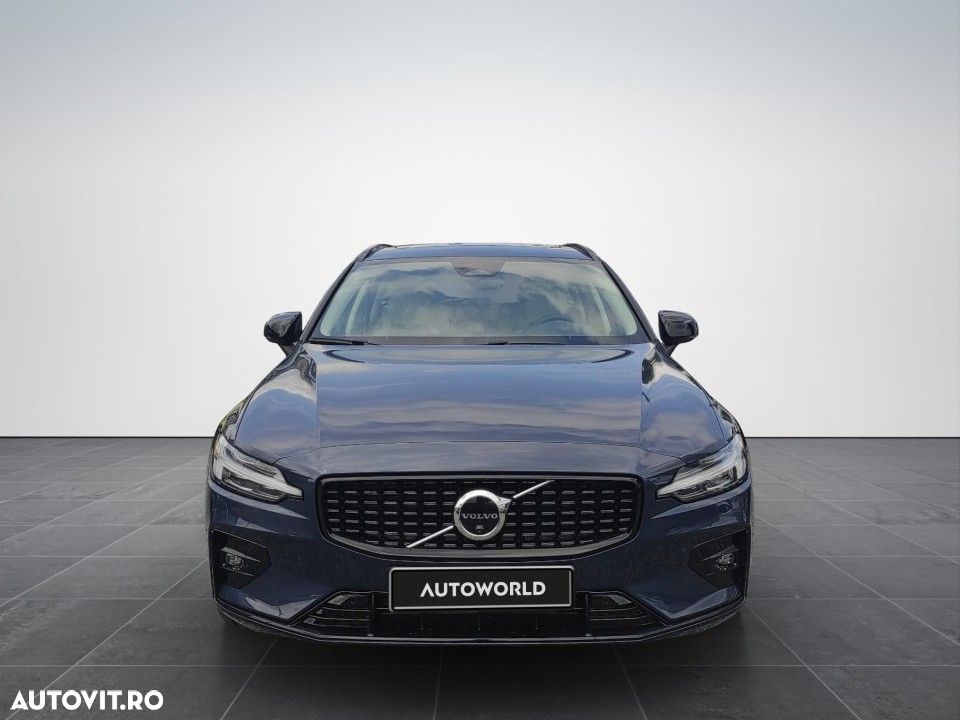 Volvo V60 B4 MHEV AT Plus Dark - 2
