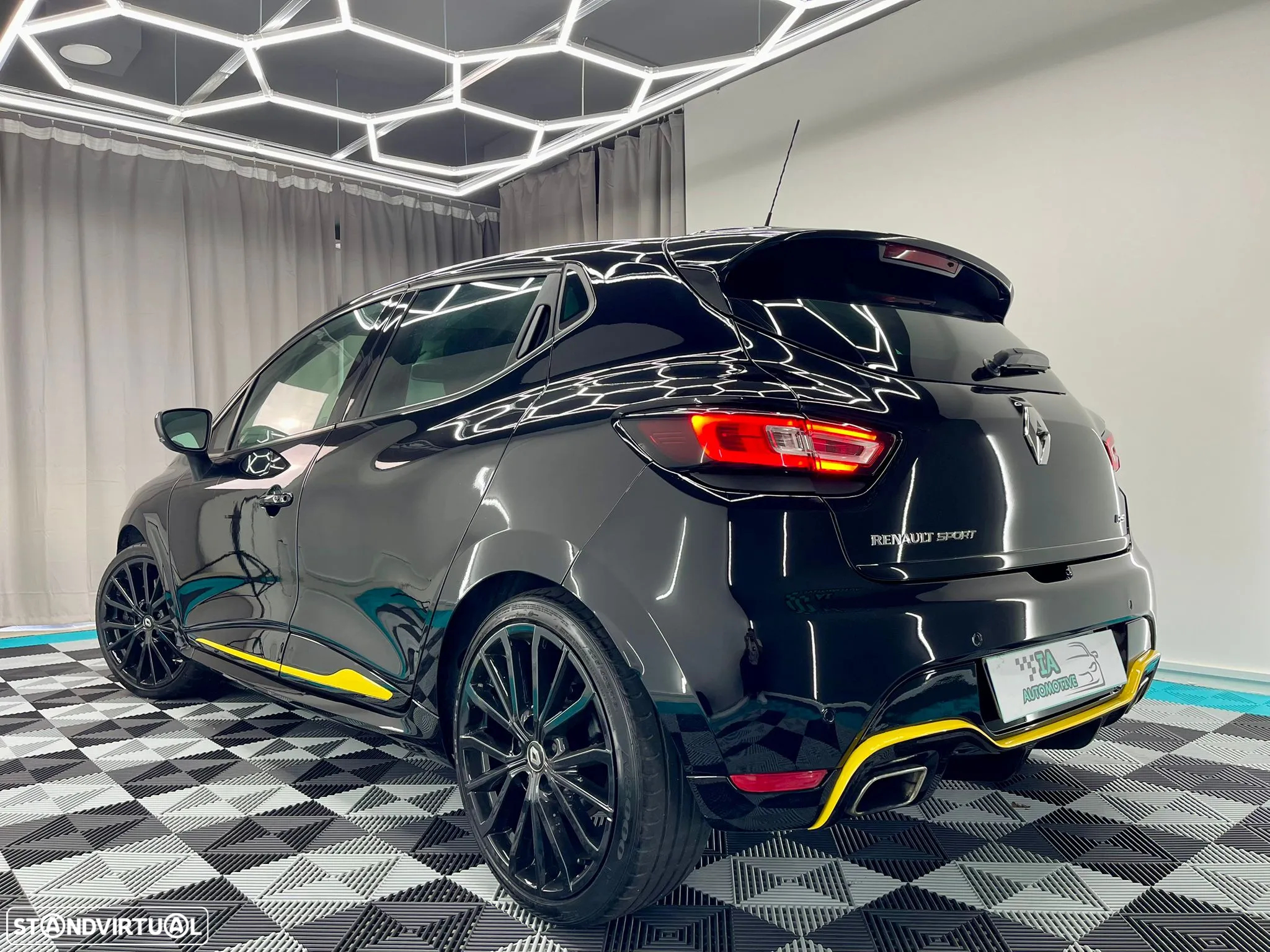 Renault Clio 1.6 Turbo R.S. EDC Sport - 7