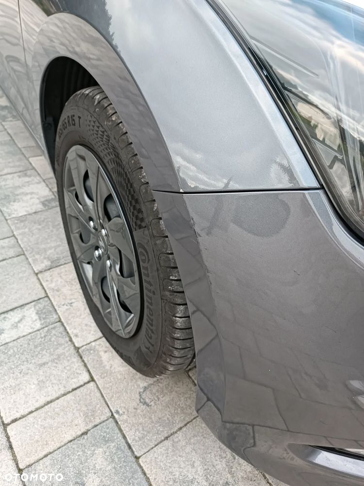 Hyundai i20 1.2 Fresh - 10