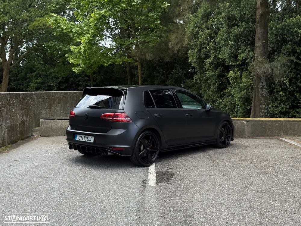 VW Golf GTI BlueMotion - 11