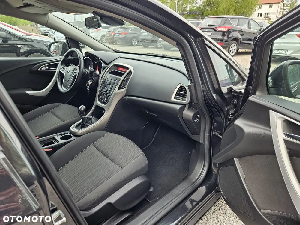 Opel Astra 1.4 Turbo Edition - 28