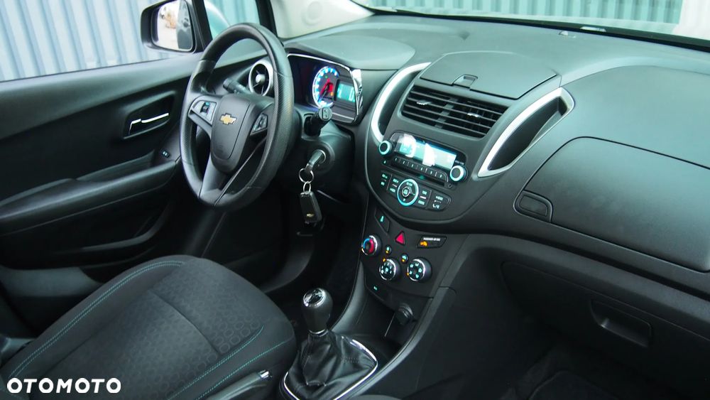 Chevrolet Trax 1.6 LS - 18