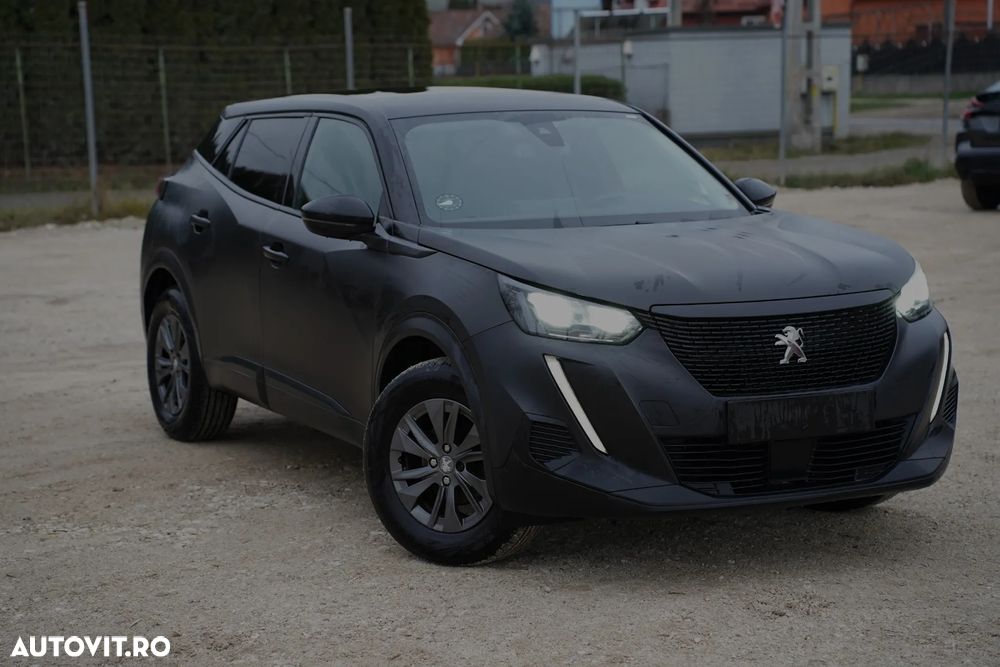 Peugeot 2008 PureTech 130 EAT8 GT Pack - 1