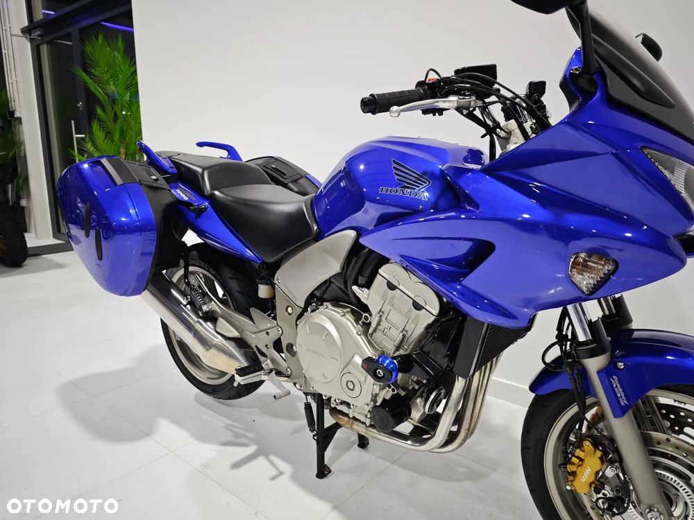 Honda CBF - 8