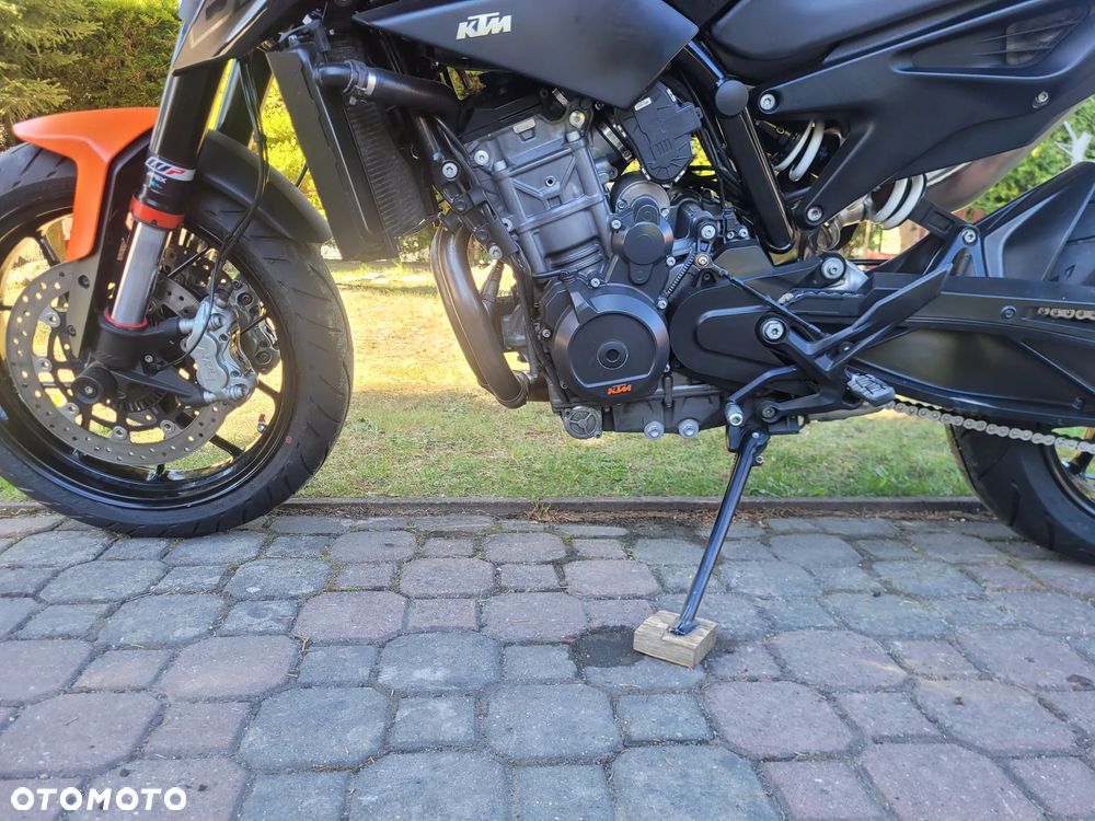 KTM Duke - 18