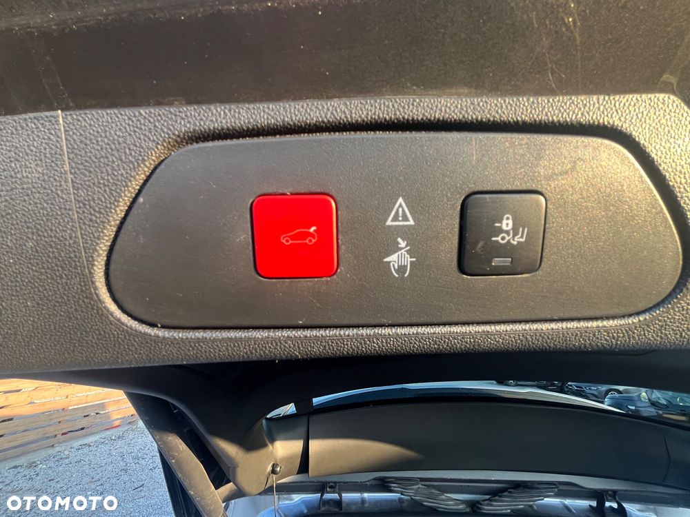 Opel Grandland X 1.2 Start/Stop Business Edition - 21