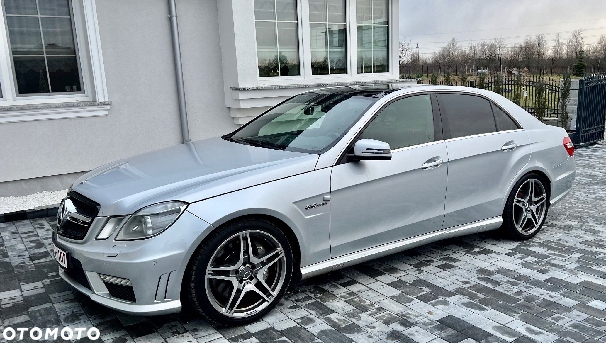 Mercedes-Benz Klasa E 63 AMG AMG Speedshift 7G-MCT - 1
