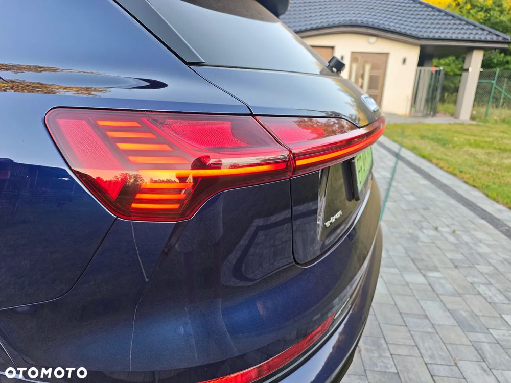Audi e-tron 55 Quattro Advanced - 9
