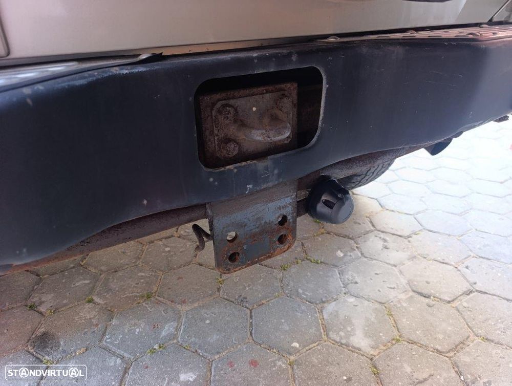 Mitsubishi Pajero 2.8 TD GLS - 13
