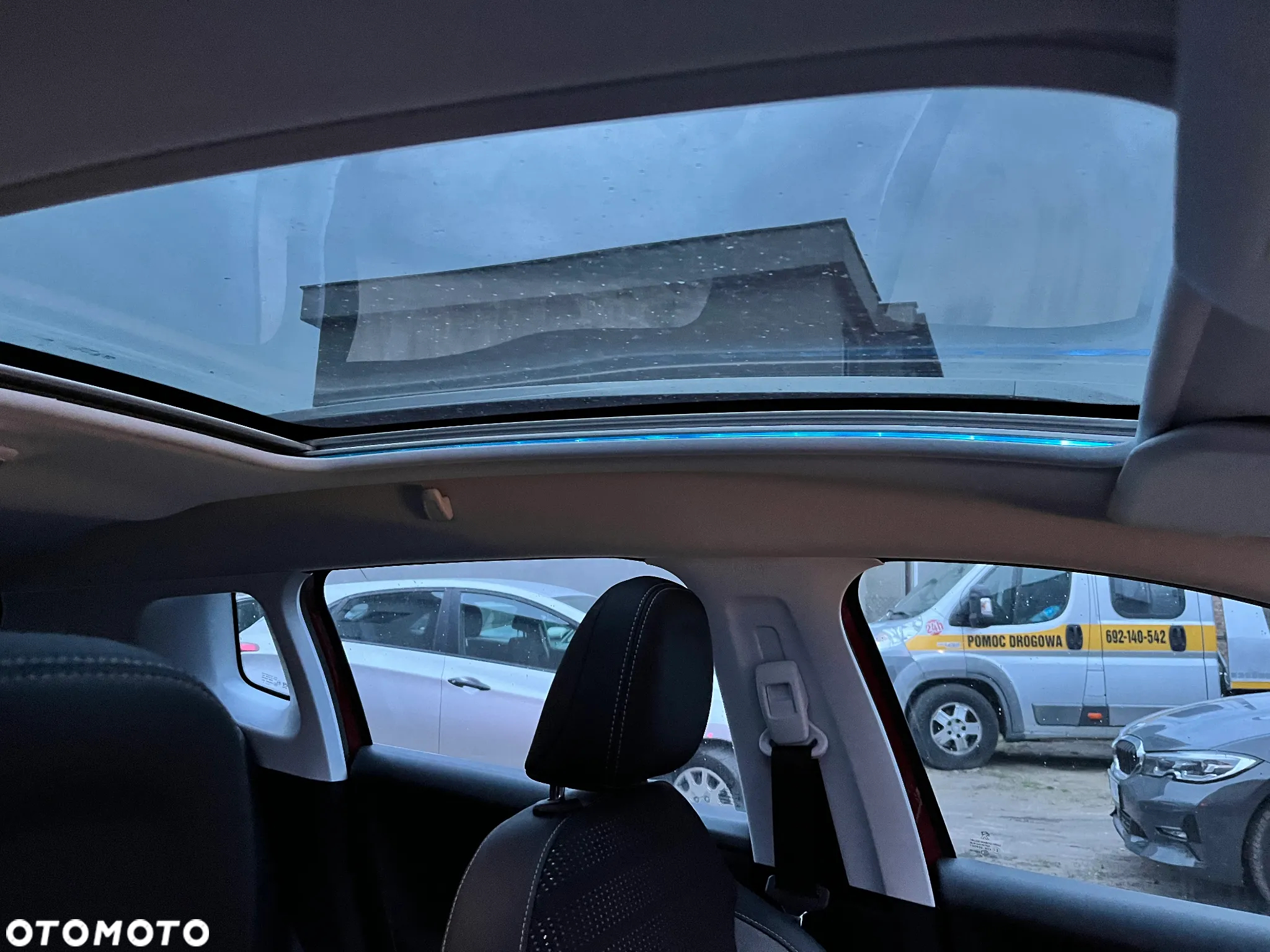 Peugeot 2008 - 11