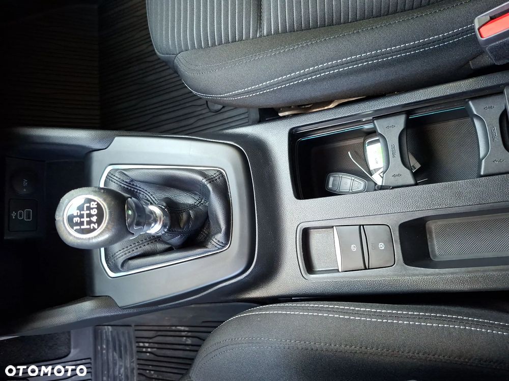 Ford Focus 1.0 EcoBoost Titanium - 23