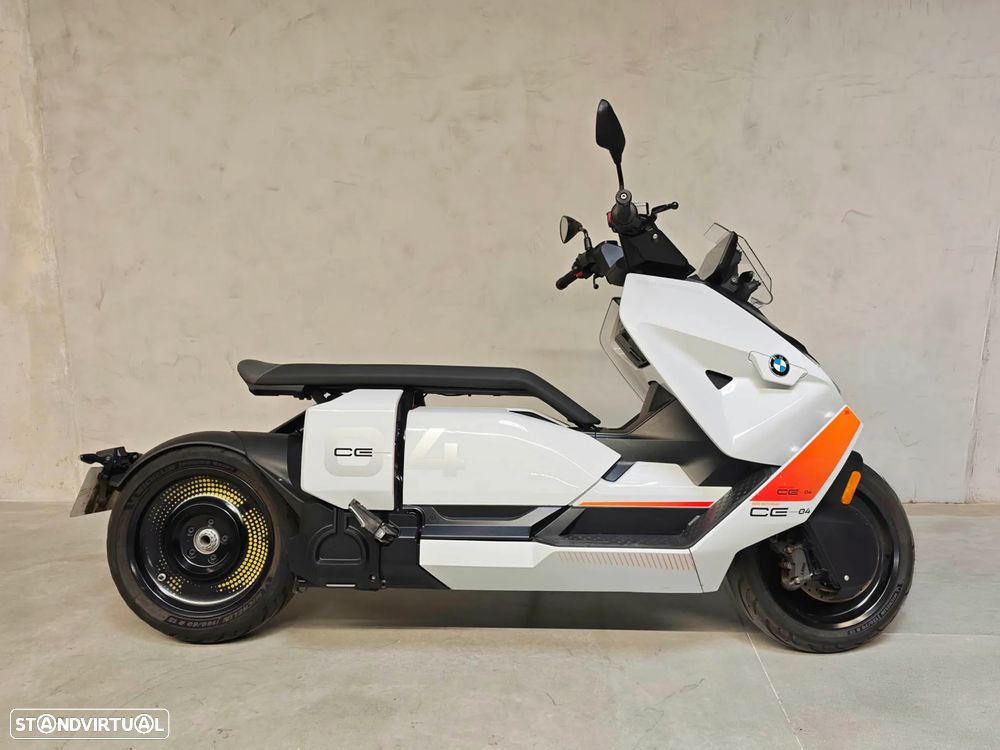 BMW CE 04 - 1