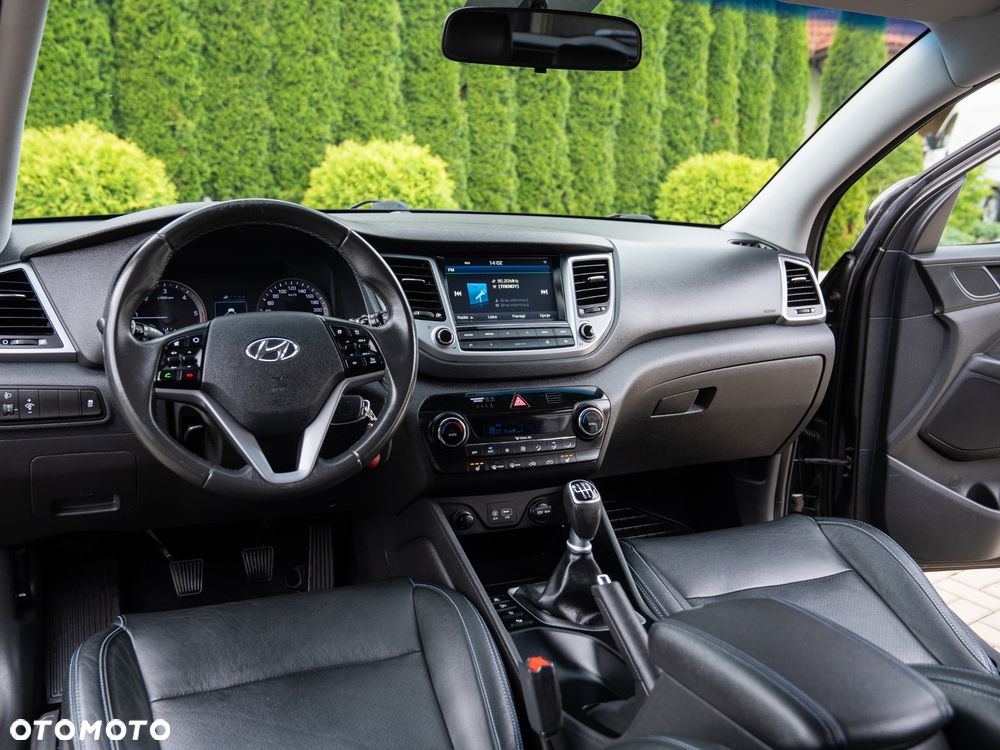 Hyundai Tucson 1.7 CRDI BlueDrive Style 2WD - 27