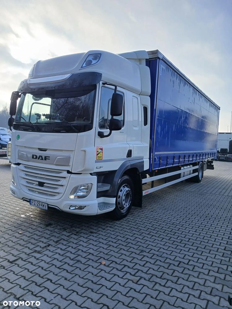 DAF CF 320 - 9