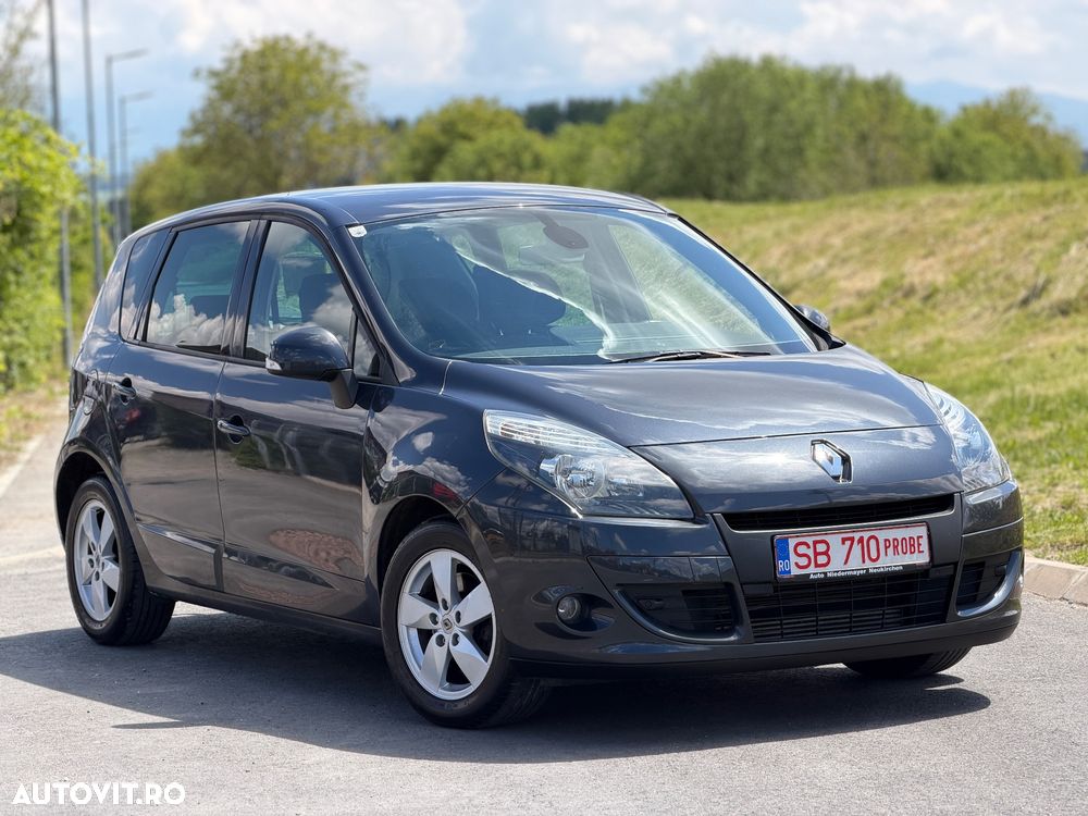 Renault Scenic - 1