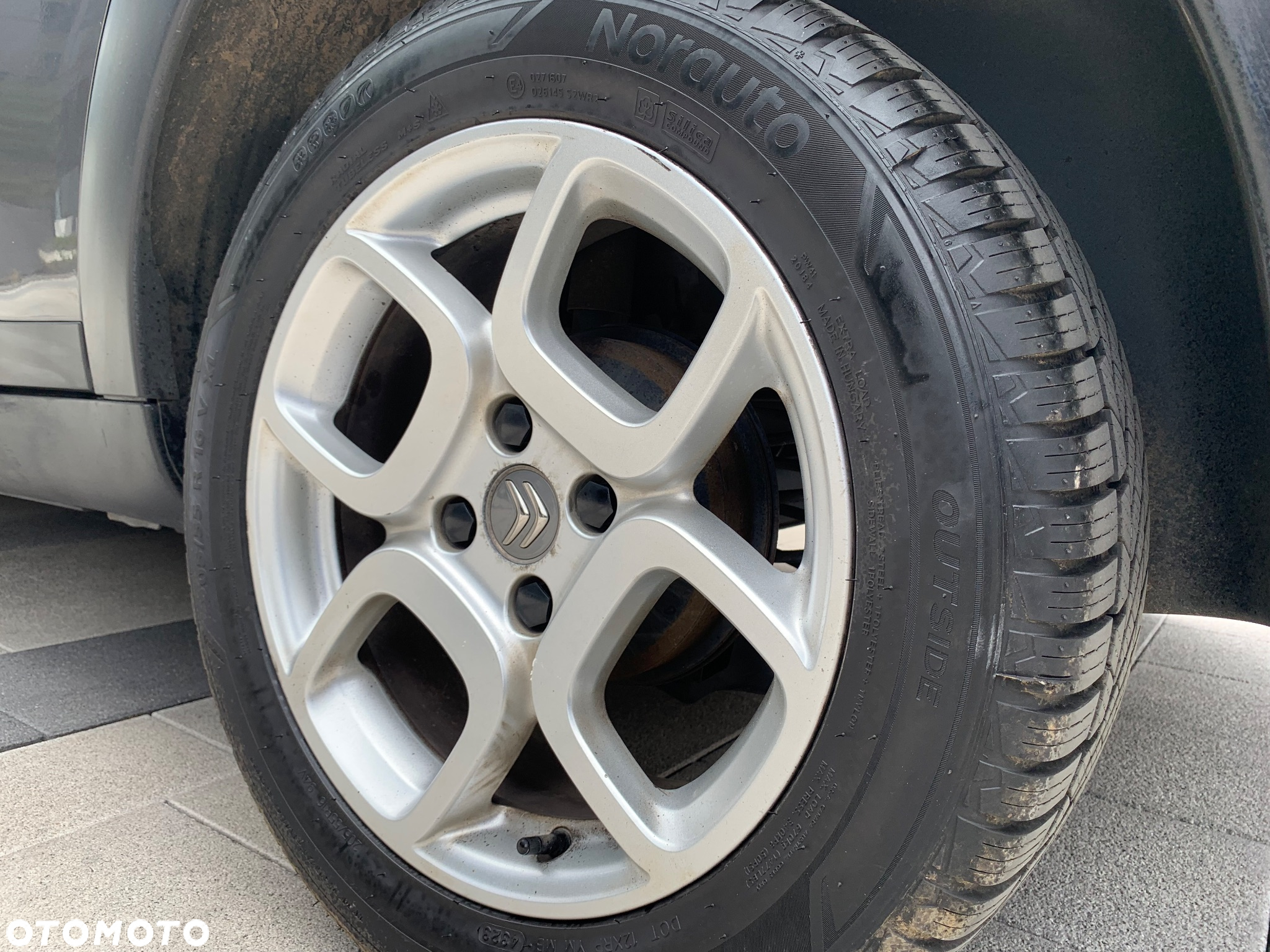 Citroën C4 Cactus 1.2 PureTech Feel S&S - 12