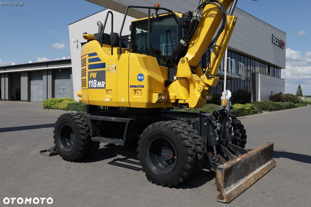 Komatsu PW118MR-11 - 3
