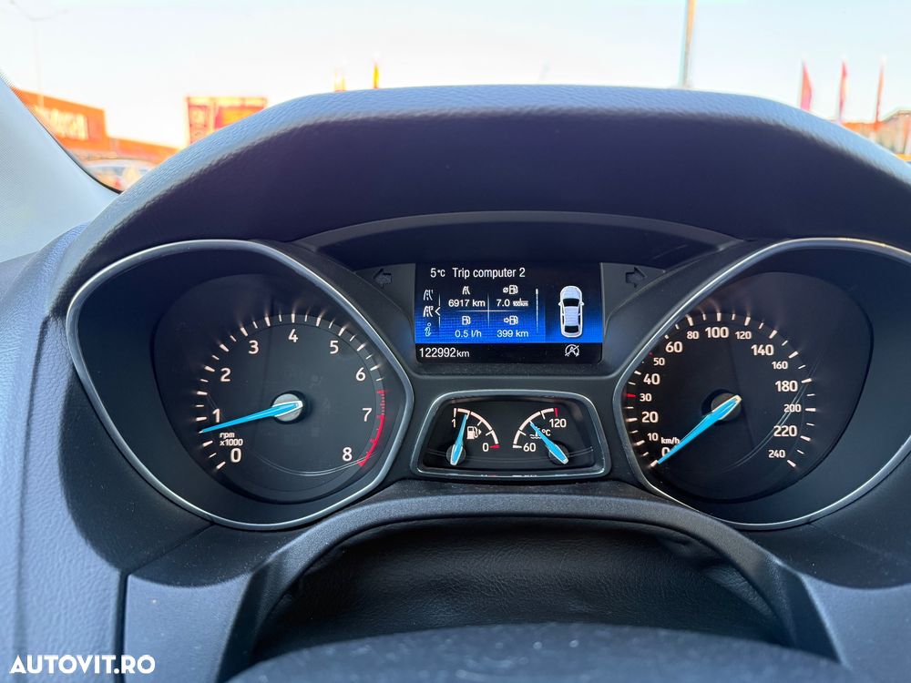 Ford Focus 1.0 EcoBoost Trend - 14