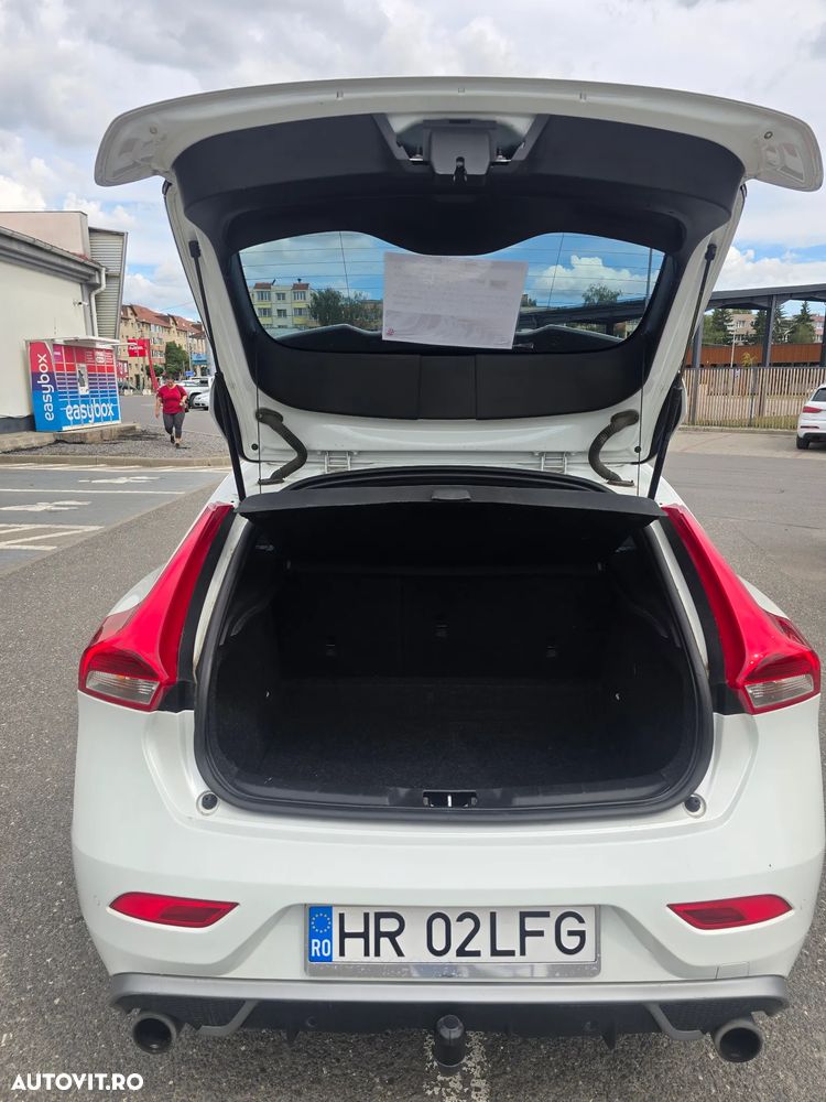 Volvo V40 D2 RDesign - 8
