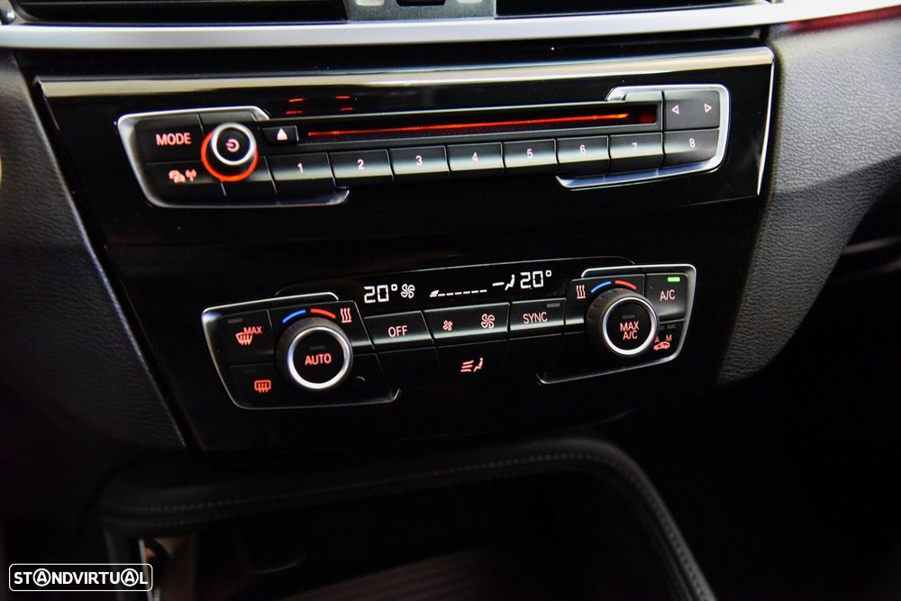 BMW X1 18 d sDrive Auto xLine - 15