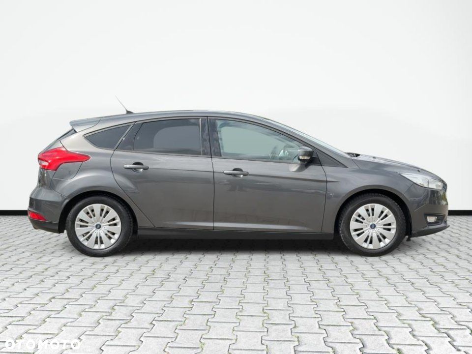 Ford Focus - 16