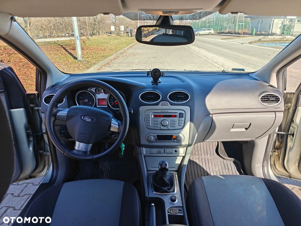 Ford Focus - 9