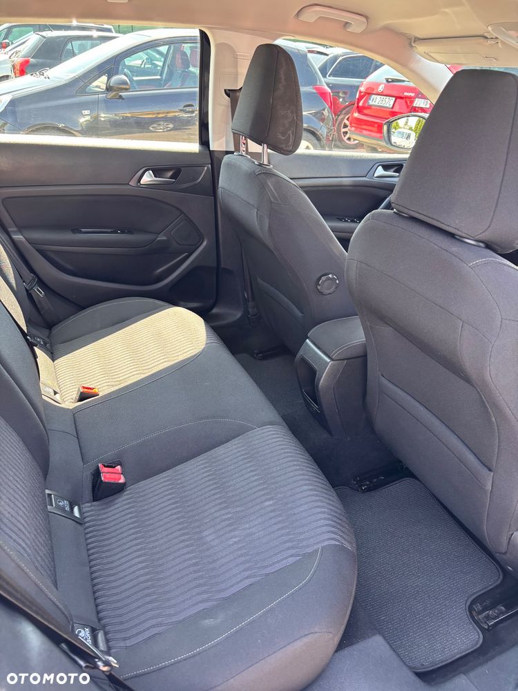 Peugeot 308 - 9