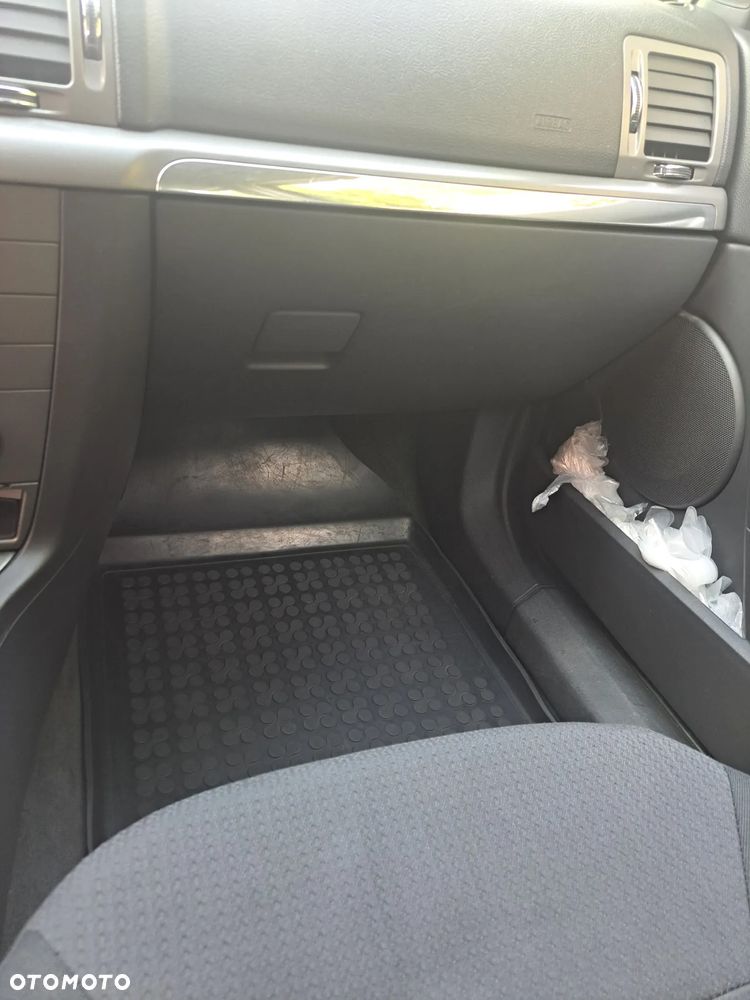 Opel Vectra 1.9 CDTI Cosmo - 15