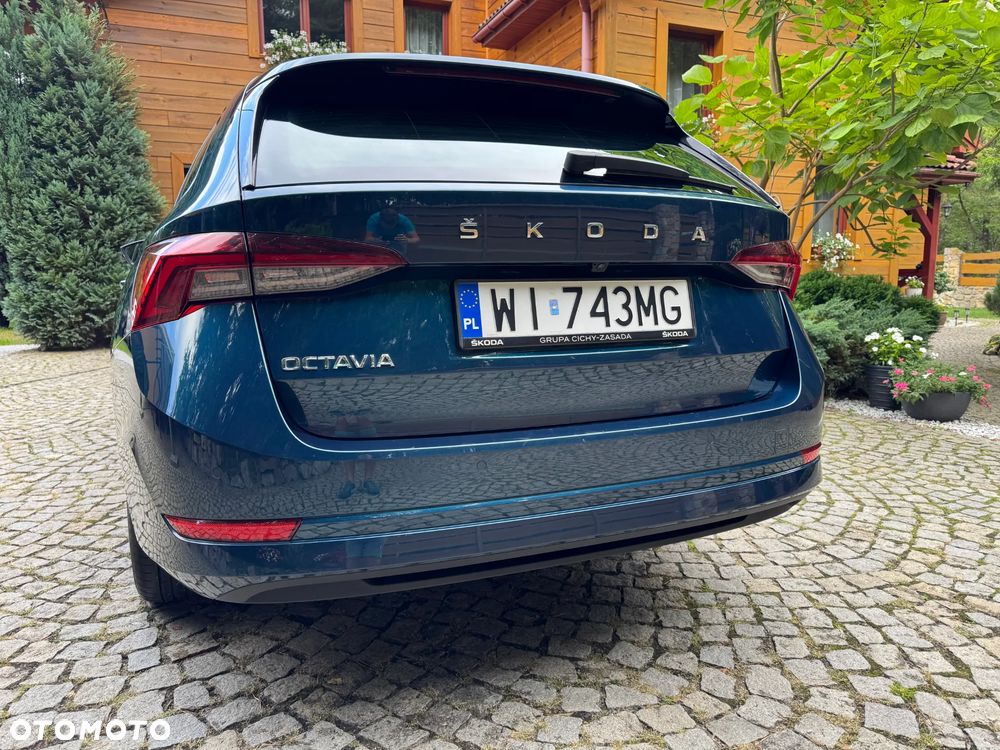 Skoda Octavia 2.0 TDI Ambition DSG - 4