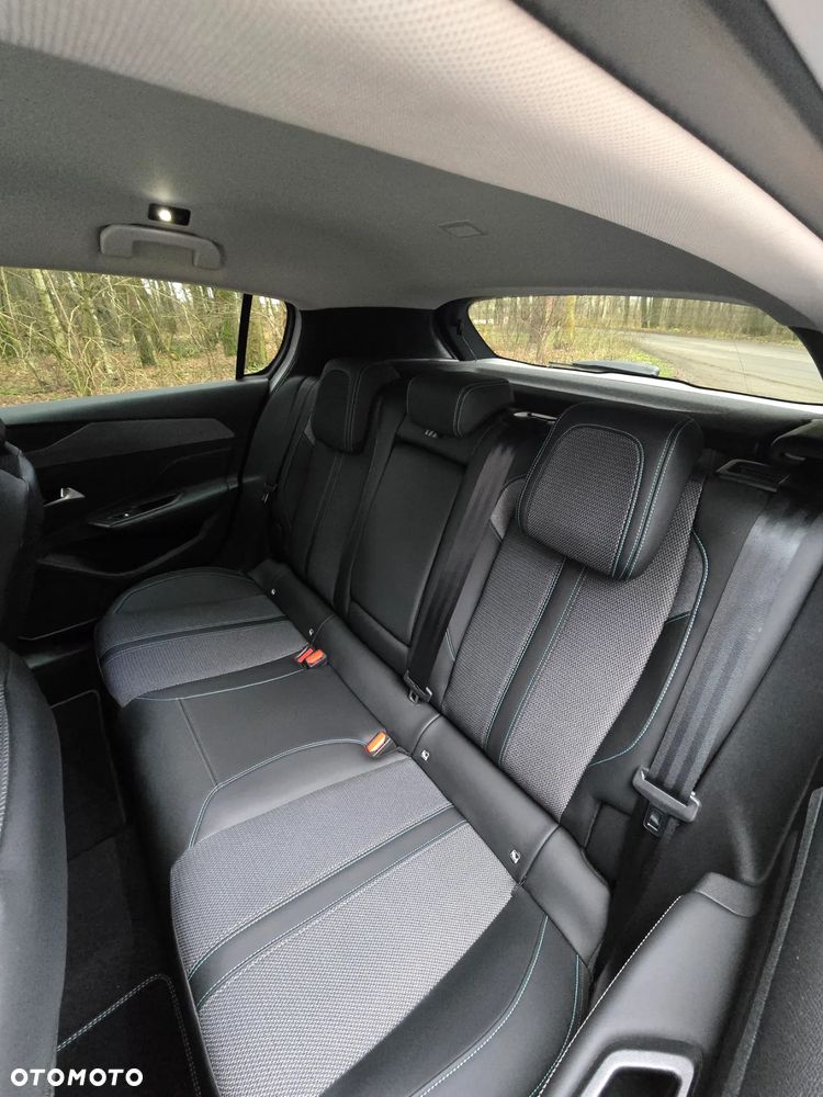 Peugeot 308 Hybrid 136e-DSC6 Allure - 17
