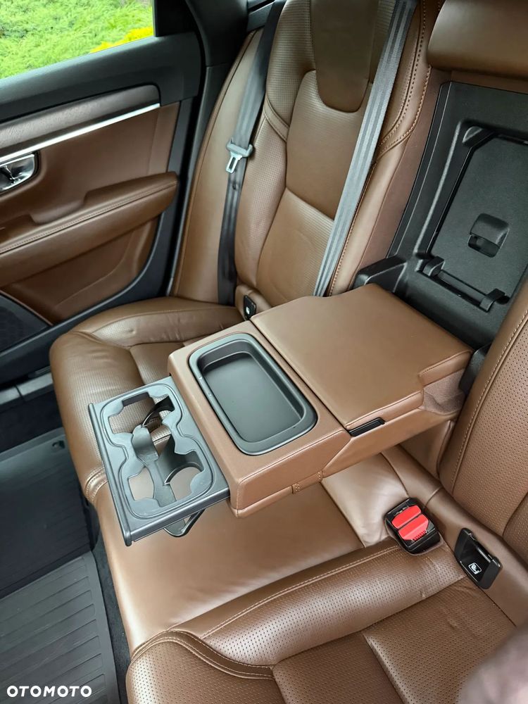 Volvo V90 Cross Country D5 AWD Pro - 6
