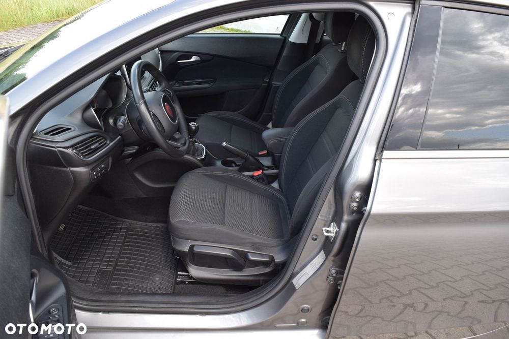 Fiat Tipo 1.4 T-Jet Lounge - 18