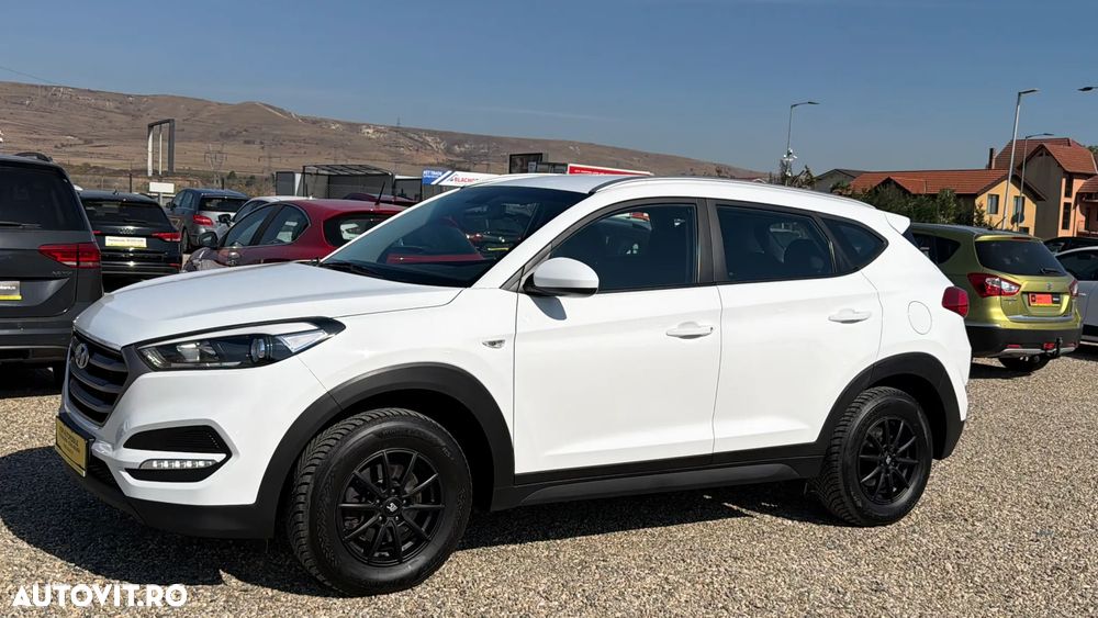 Hyundai Tucson blue 1.6 GDi 2WD Passion - 16