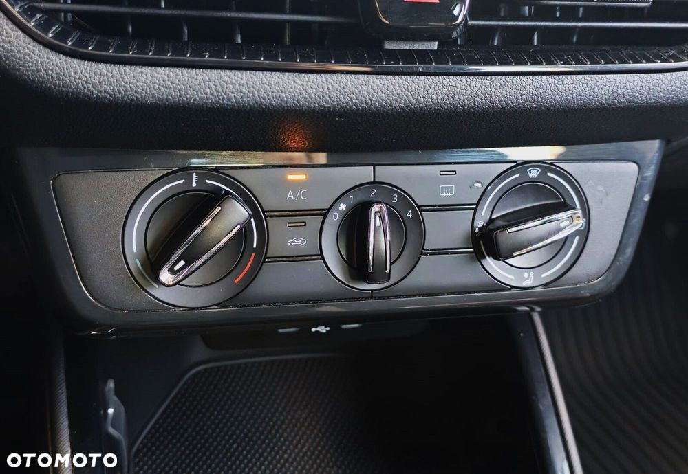 Skoda Fabia 1.0 TSI Active - 15