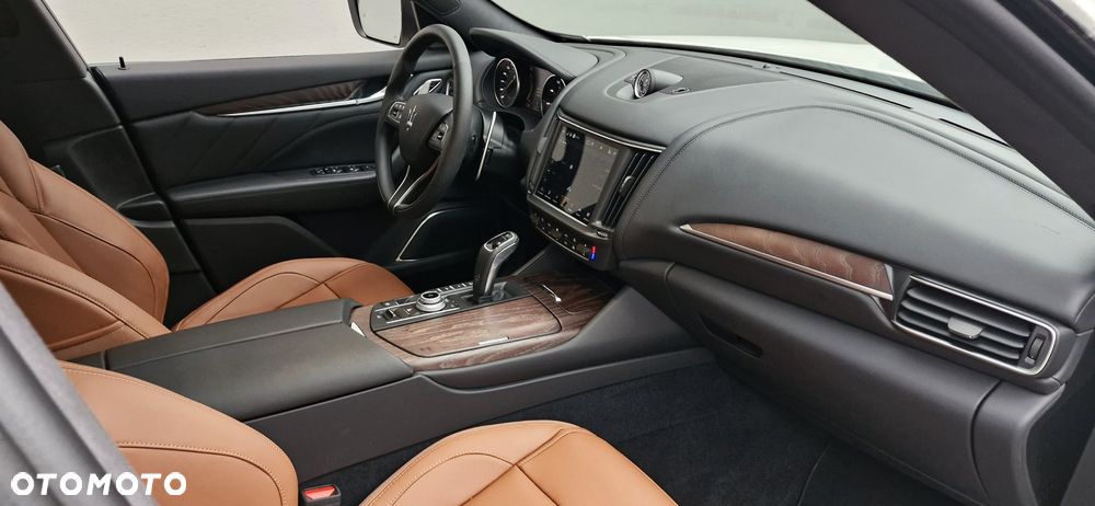 Maserati Levante MHEV GT - 20
