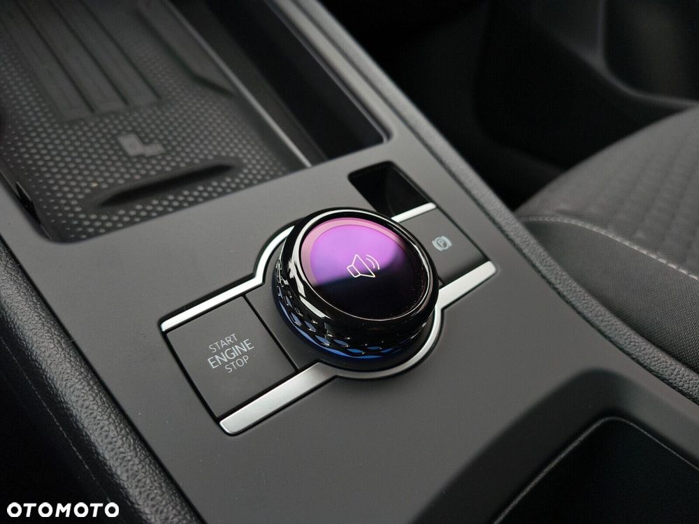 Volkswagen T-Roc 1.5 eTSI Life DSG - 21