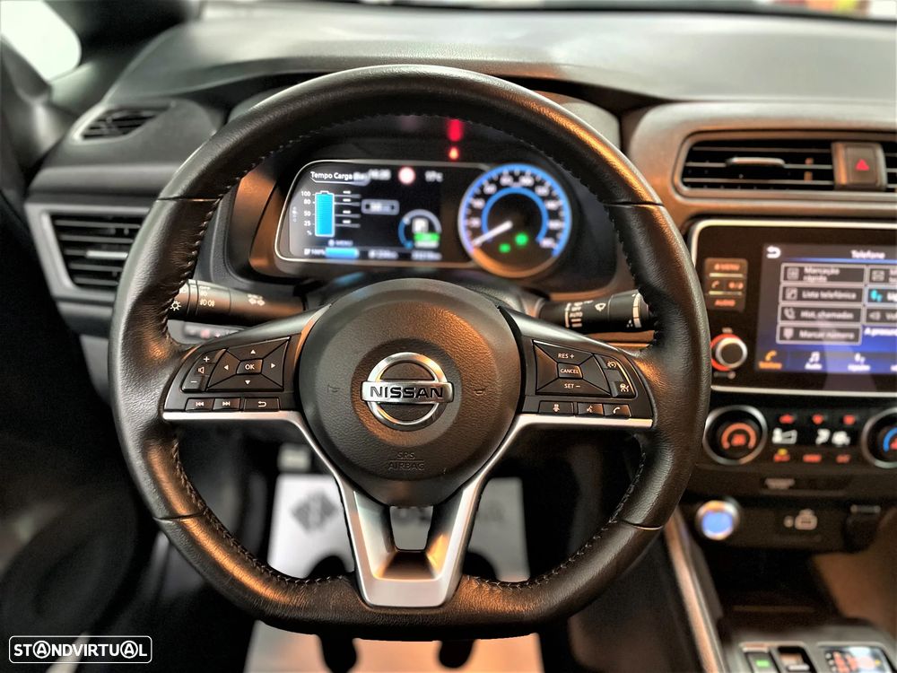Nissan Leaf N-Connecta - 17