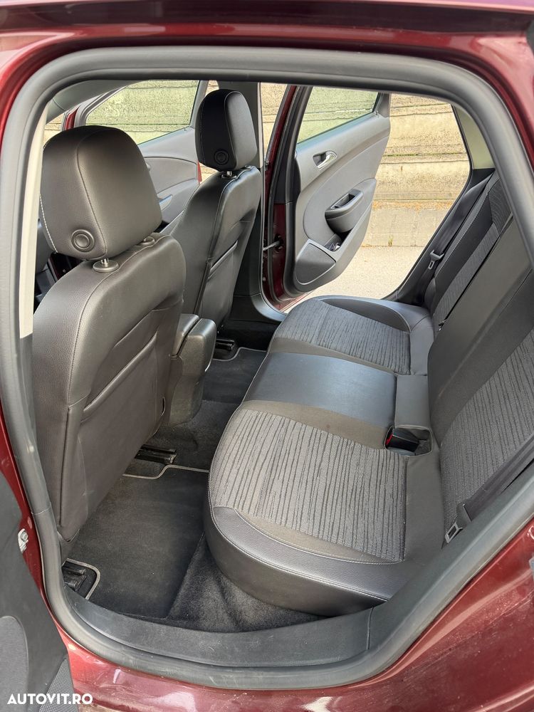 Opel Astra 1.4 Turbo ECOTEC Cosmo - 7