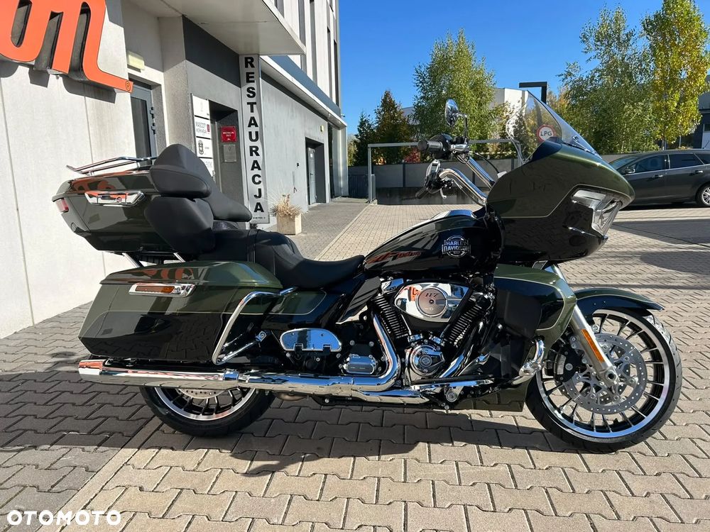 Harley-Davidson Touring Road Glide - 3