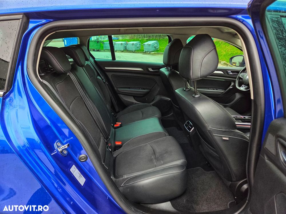 Renault Megane BLUE dCi 115 EDC BOSE EDITION - 16