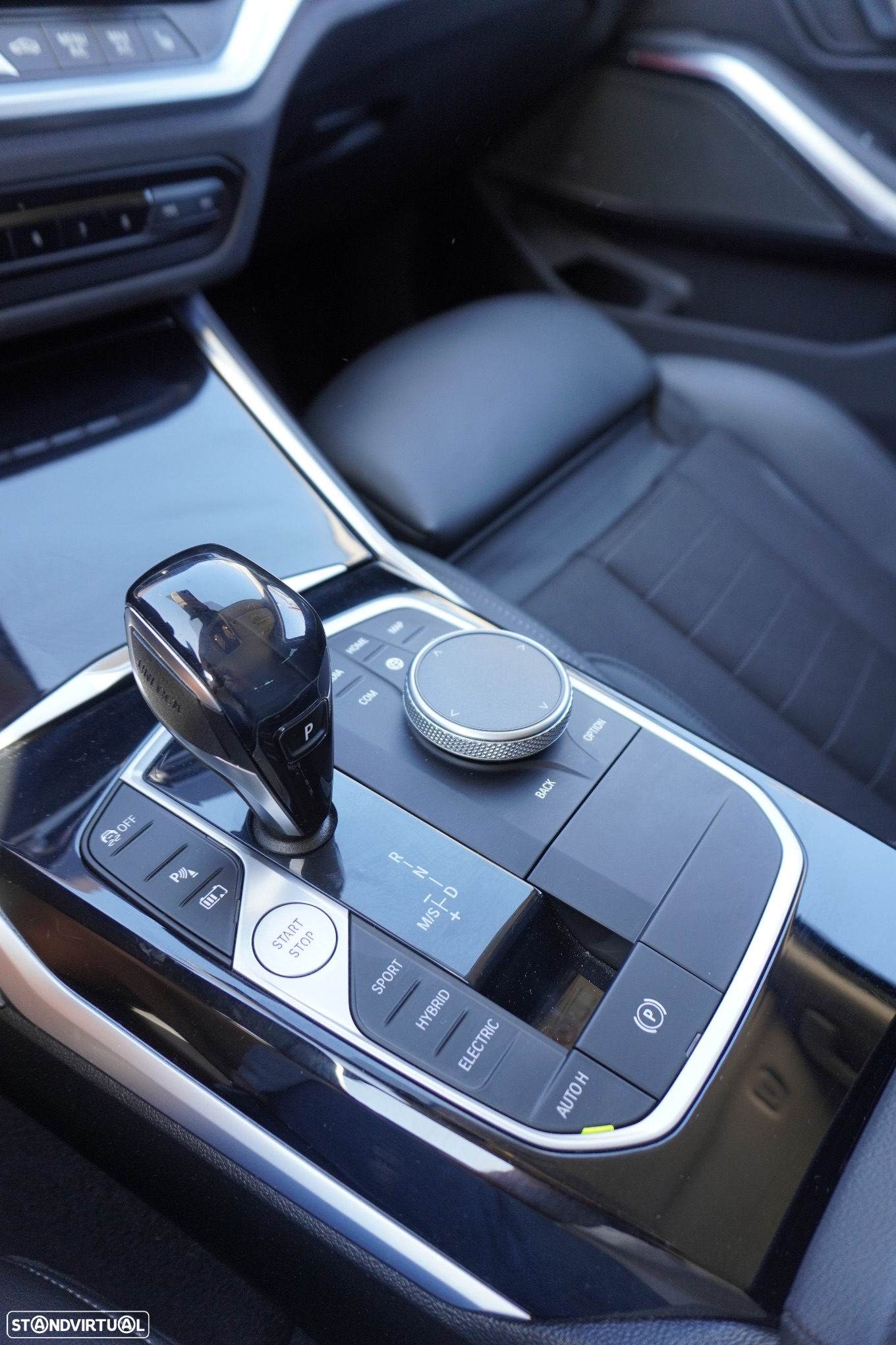 BMW 330 e Touring Line Sport Auto - 19
