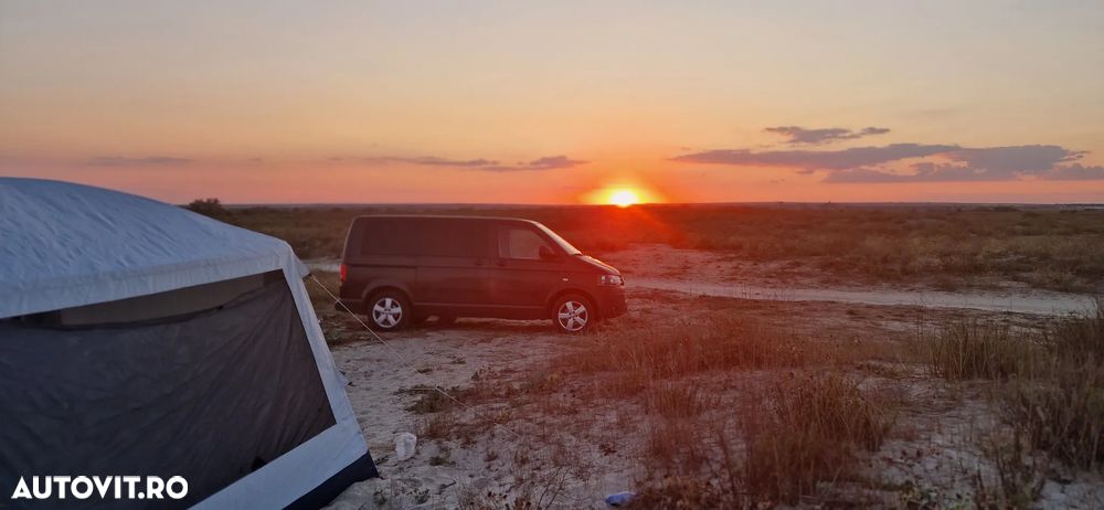 Volkswagen Multivan - 10