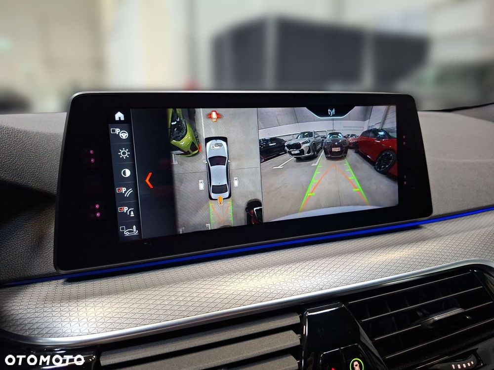 BMW Seria 5 - 22