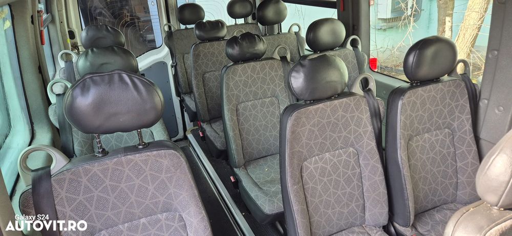 Renault Master 2.5 dCi 120 FAP L1H1 Minibus - 4