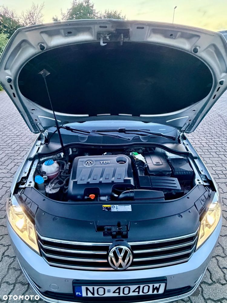 Volkswagen Passat 2.0 TDI Comfortline - 15