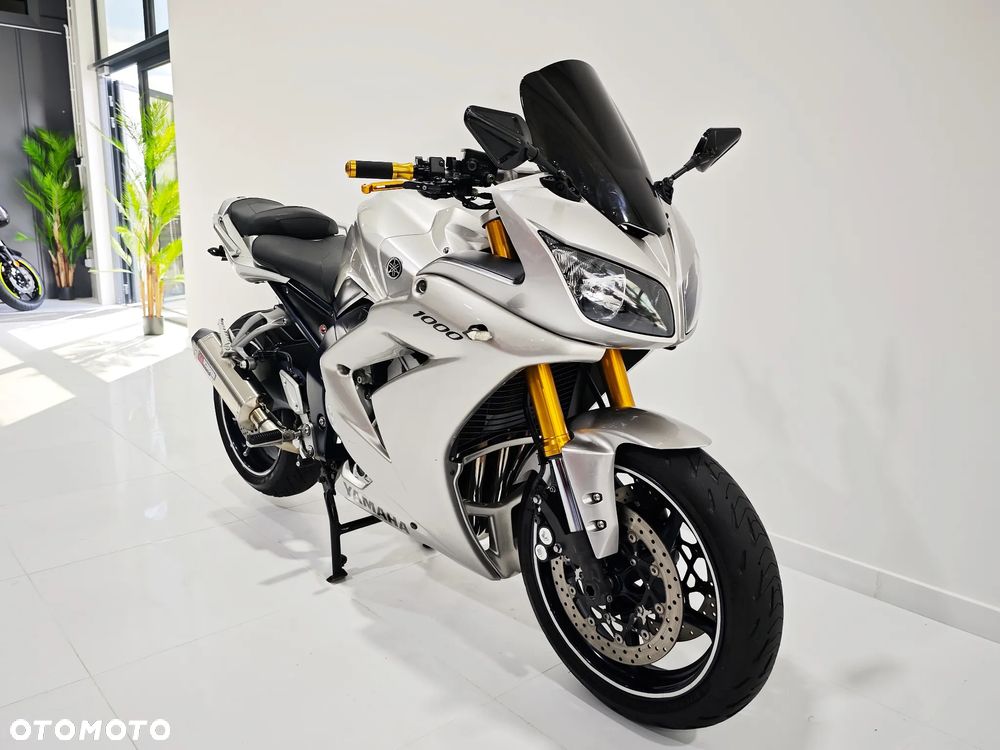 Yamaha FZ - 7