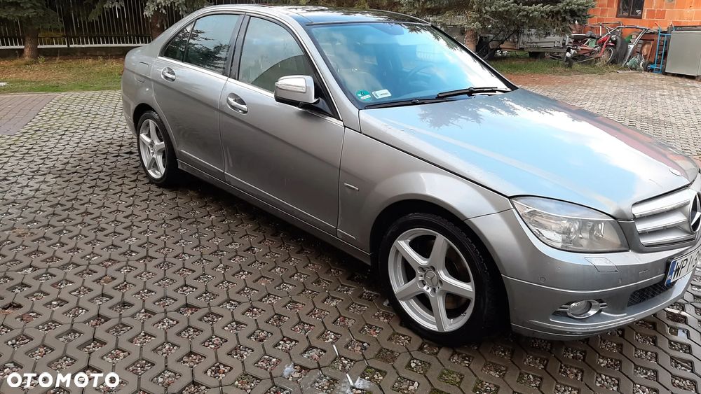 Mercedes-Benz Klasa C 350 Avantgarde - 12