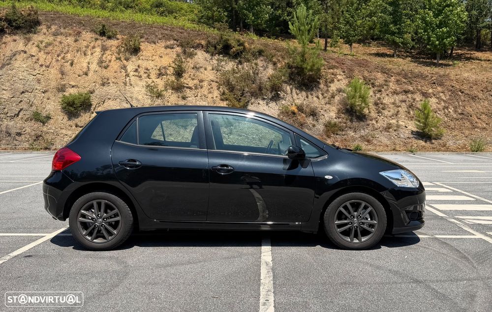 Toyota Auris 1.4 D-4D Luna - 10