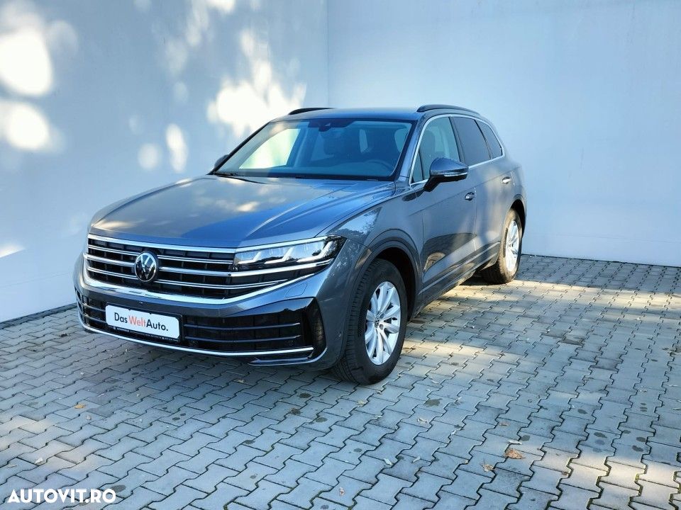 Volkswagen Touareg - 1